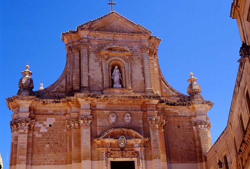 162-Gozo,Vittoria (cattedrale),31 agosto 2006.jpg